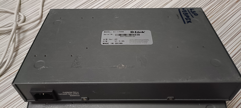 D-Link 1705B Router, back