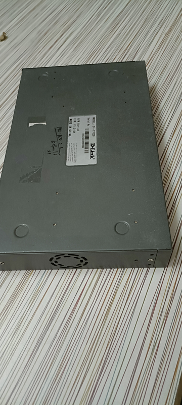 D-Link 1705B Router, side