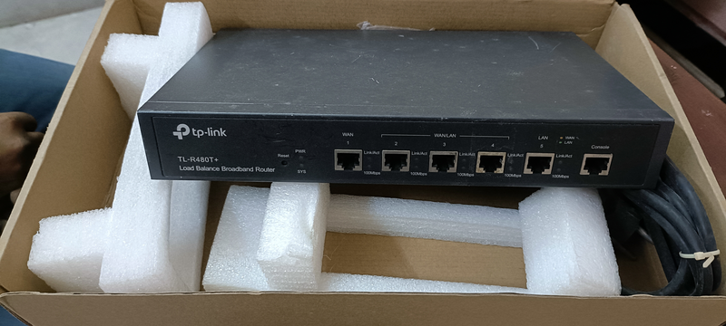 TP-Link TL-R480T+ Router