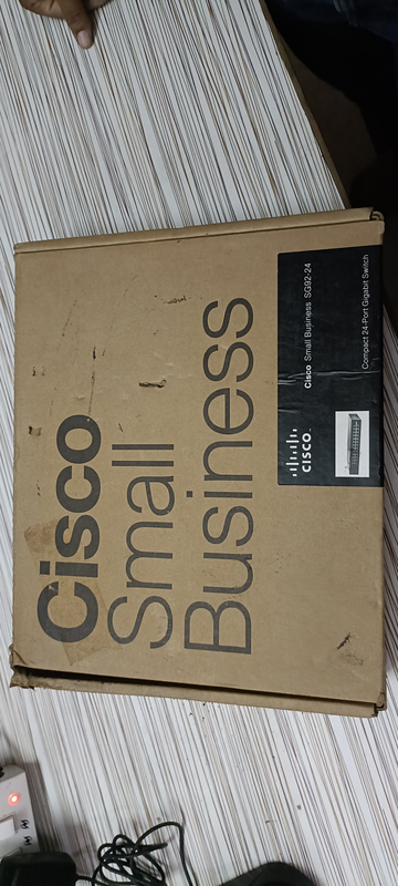Cisco SG92-24 24-Port Gigabit Switch, retail box