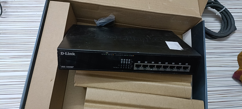 D-Link DGS-1008MP 8-Port PoE Switch, angled front