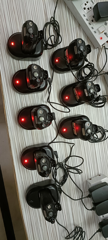 Aspera Walkie-Talkie, charger set-up