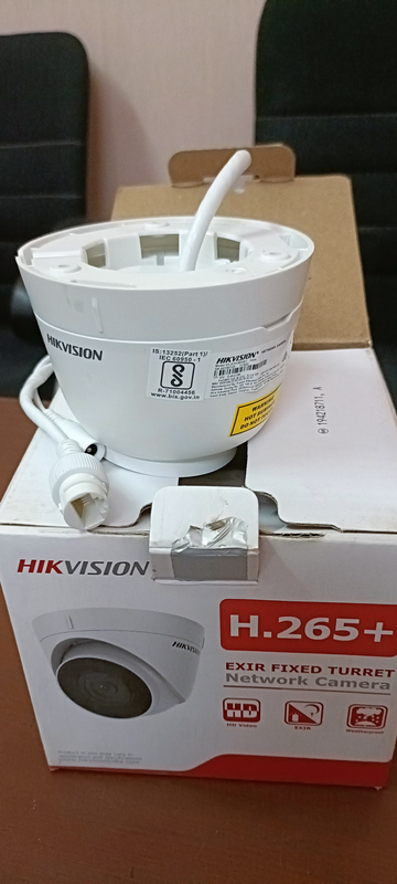 Hikvision EXIR Fixed Turret Network Camera, underside