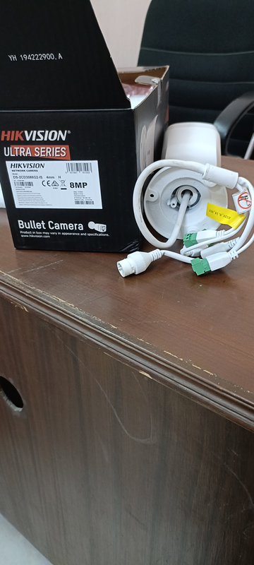 Hikvision AcuSense CCTV Bullet Camera, Ultra Series 8 MP bullet camera box